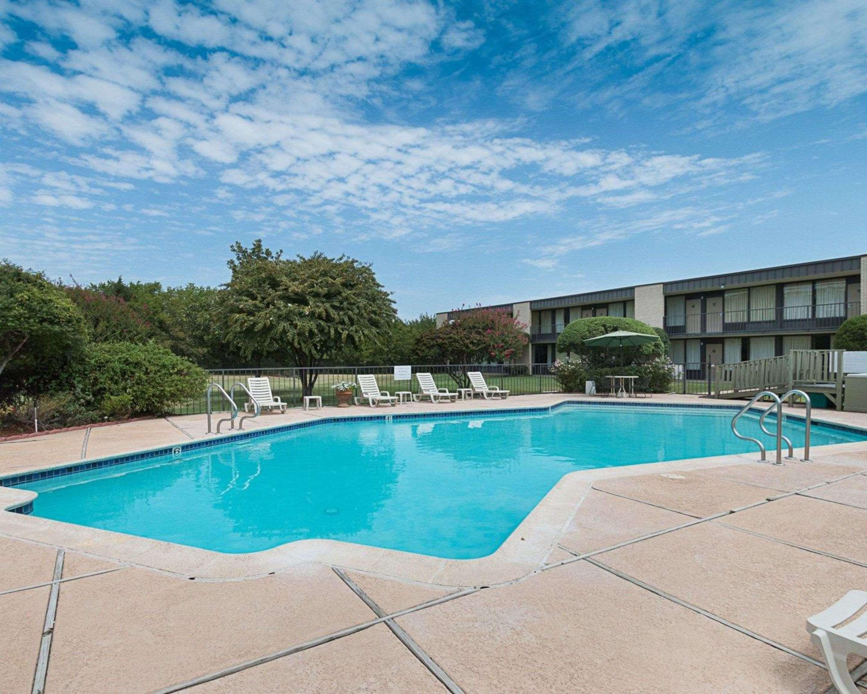 Quality Inn Ennis Dış mekan fotoğraf