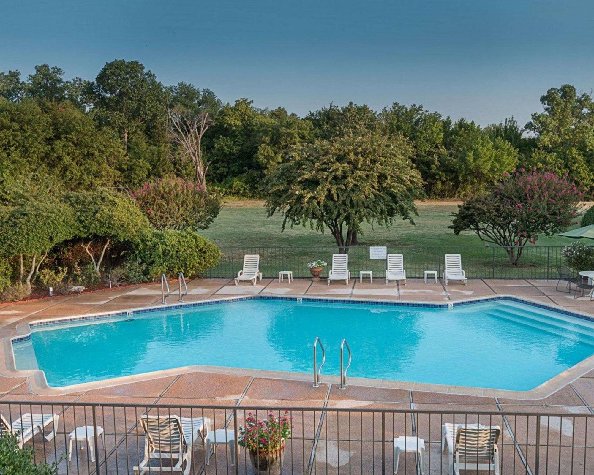 Quality Inn Ennis Dış mekan fotoğraf